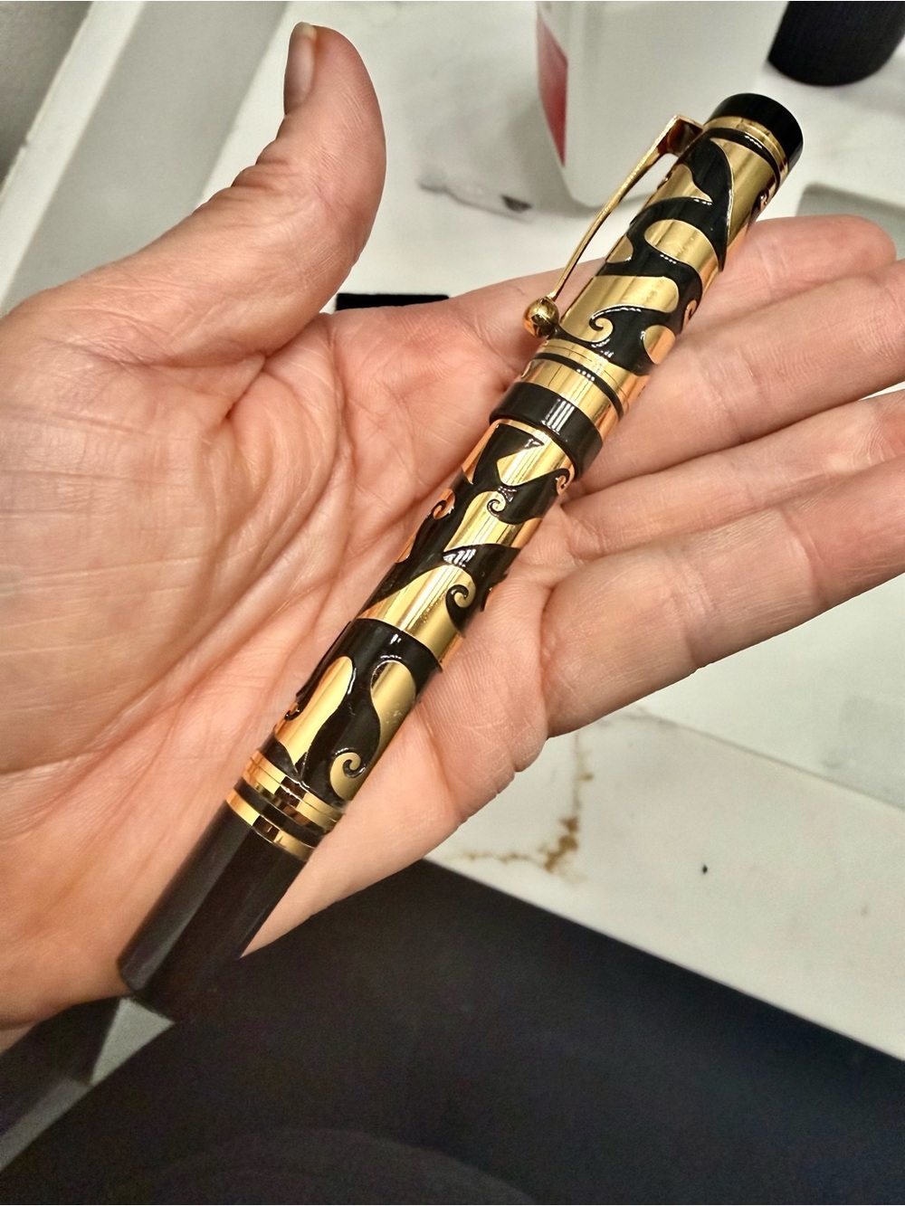 FREE Mary Kay Black and Gold Decorative Pen with a $300 purchase